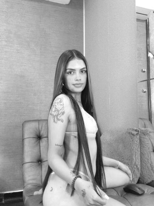 lia_rousee from stripchat
