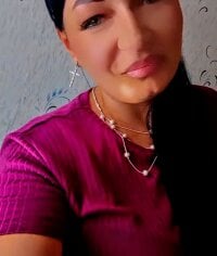 Madeleine_Lips offline chatrum