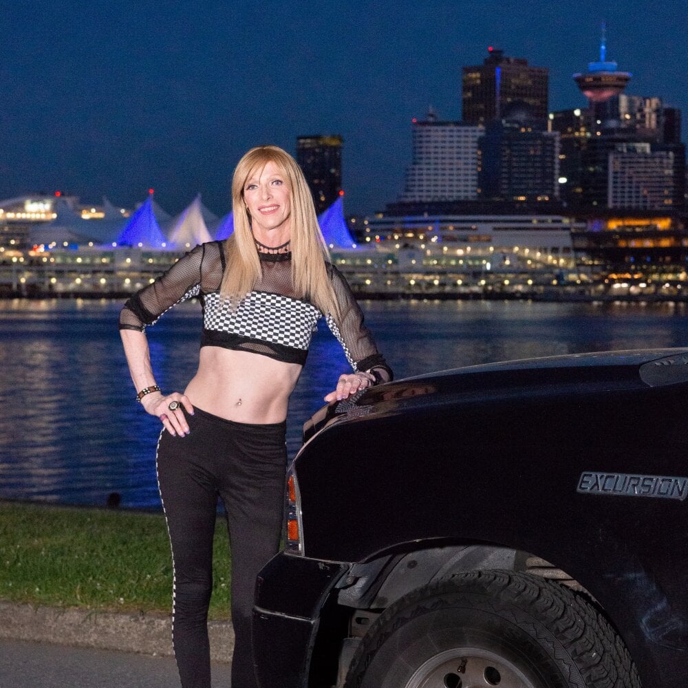 Live sex webcam photo for Cindyspirit #278319563