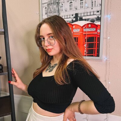 Emma_adorablle private show