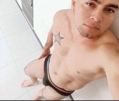 MaikDiazz Male Footjob Live Cam XXX