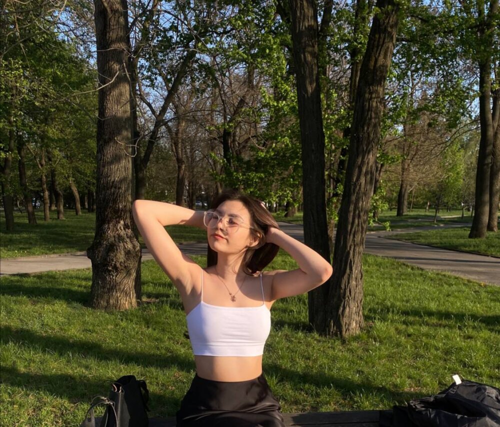 Louise_Simpson 🍔 adult cam chat