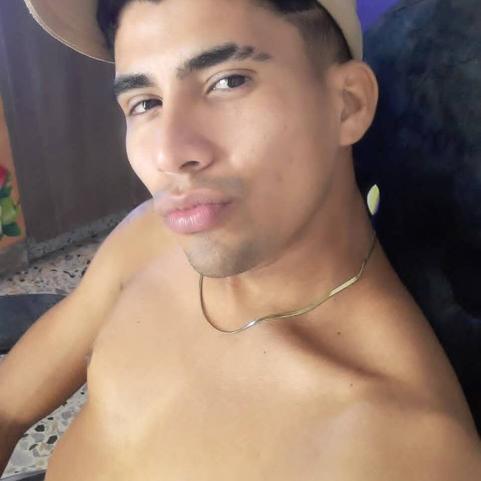 the_boy_king from stripchat