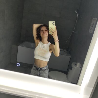 Curly_Luna