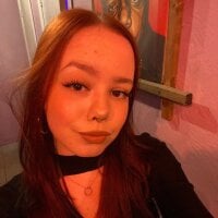 Linka_Lee_'s Offline Chat Room