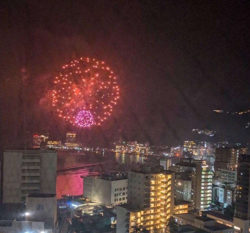 iluvcams.com reinyan69 livesex profile in asian cams