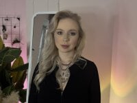 bunny_blond's Offline Chat Room