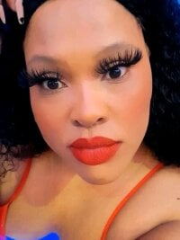 Model TAMARADEE4KINGS