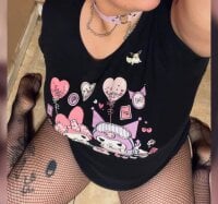 flyingvaginasss' Offline Chat Room