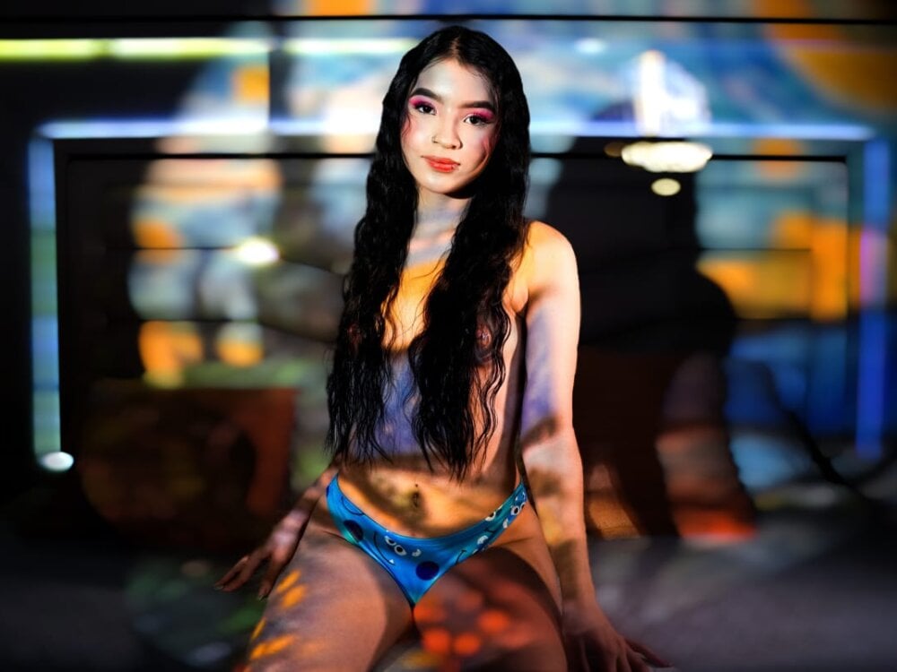 scarlett_46's Offline XXX Chat