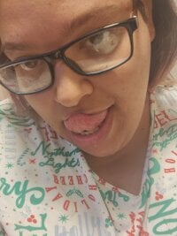 MzGigglez69's webcam live show
