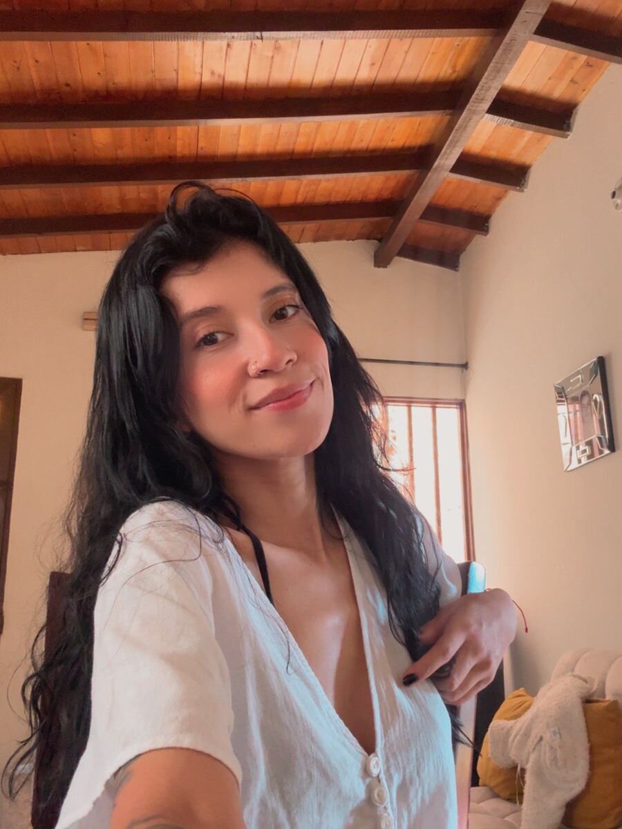mega-camsex.net adeline444 livesex profile in so-am-in-up-state-new-york cams