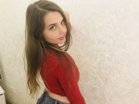 Carolinna_New's Offline Chat Room