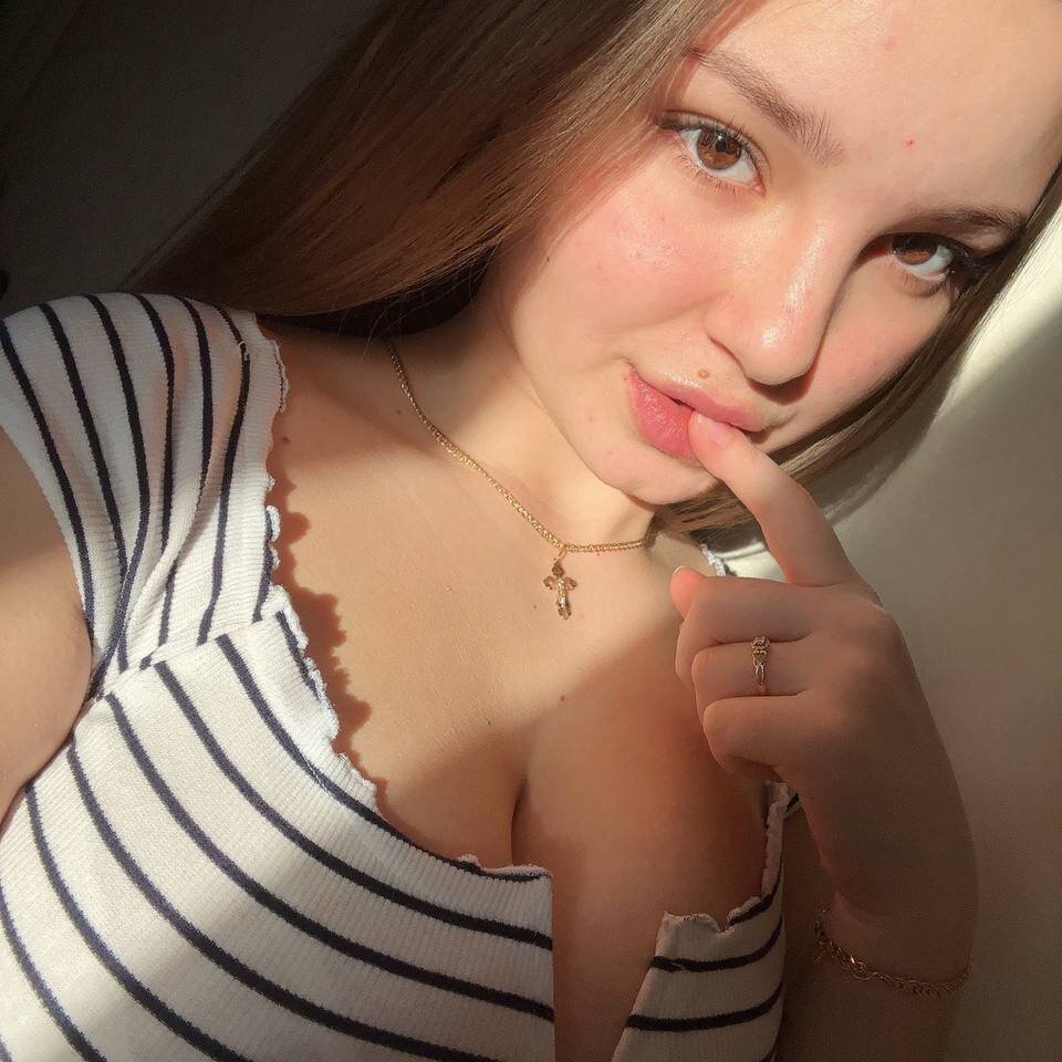 queen_chloee 🍂 naked cam