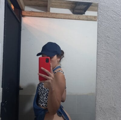roxxxypink 🗞 chatroom