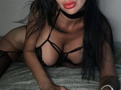 IRISWHITE17 on StripChat