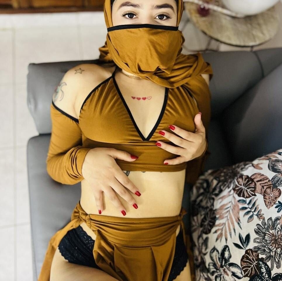zoe_najjar profile