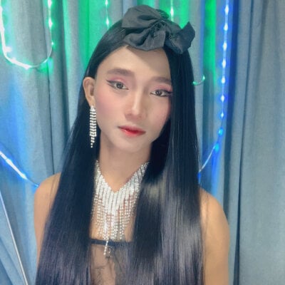 Petite_HugeCock profile