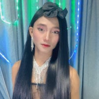 Petite_HugeCock's webcam live show