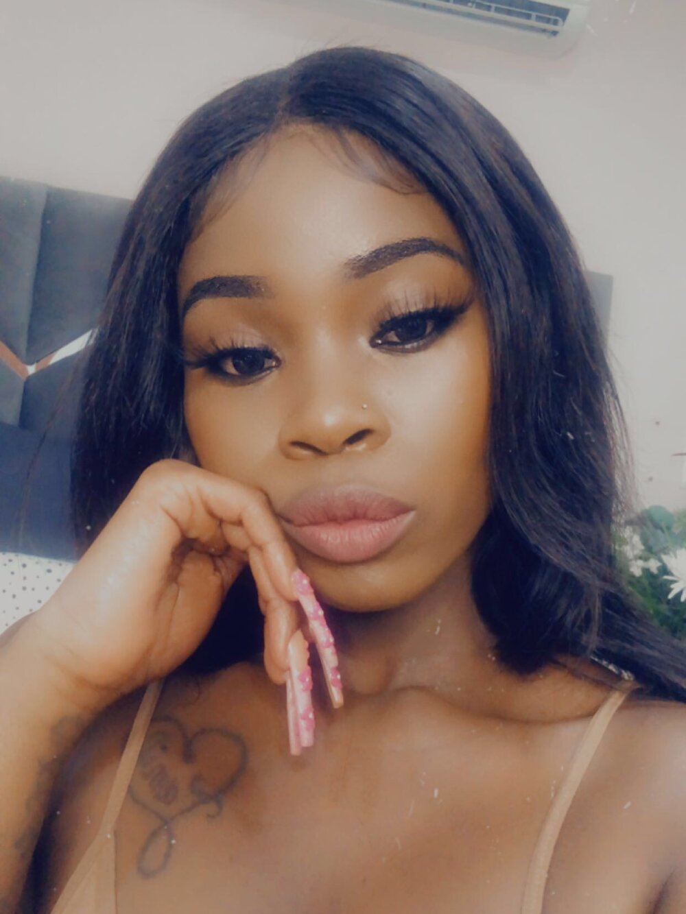Sexypuremelanin's Offline XXX Chat