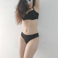 Shailahot's Offline Chat Room