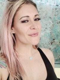 Show de cámara de sexo en directo de yoga4u