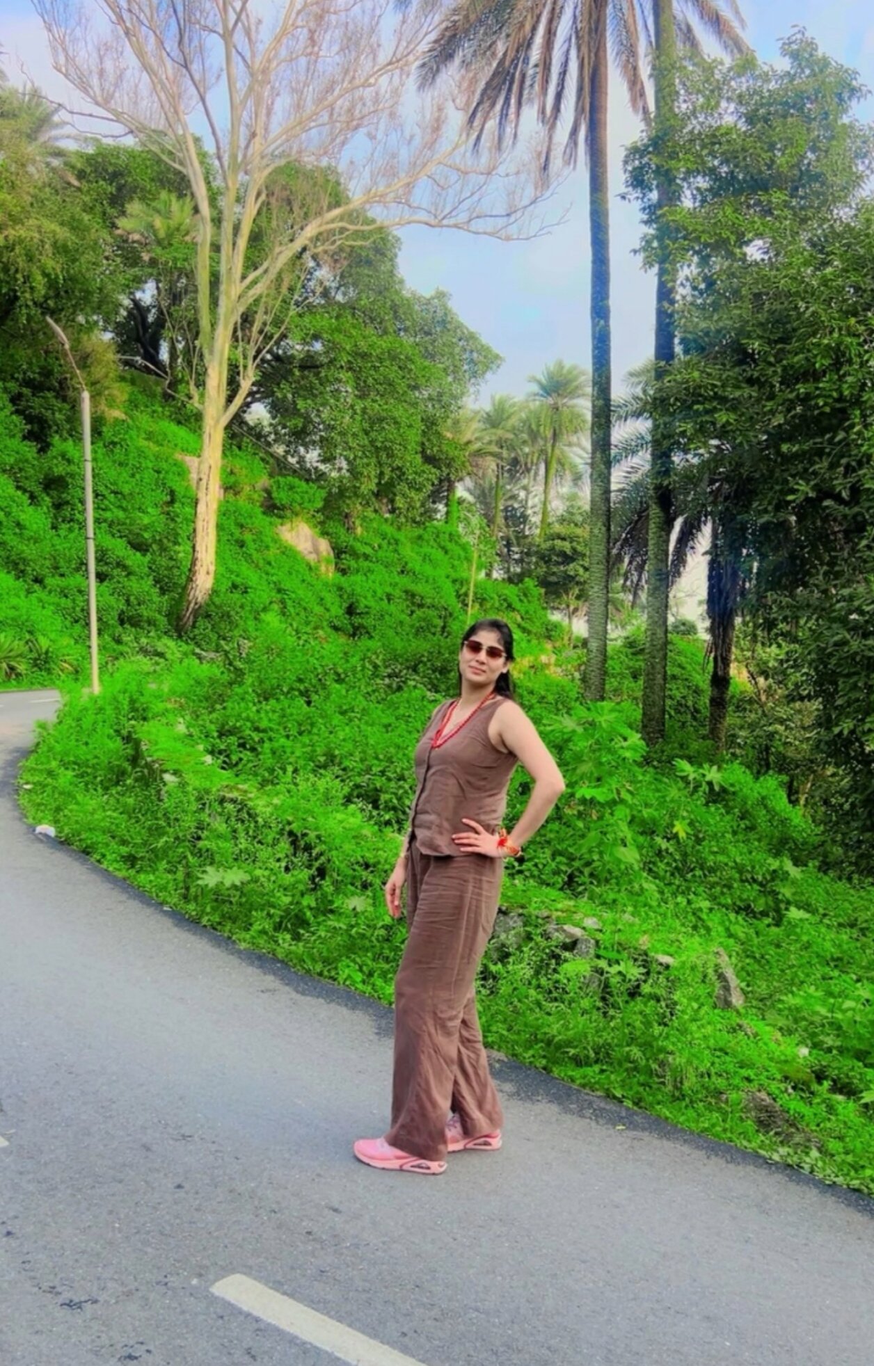 DESHI_LADKI