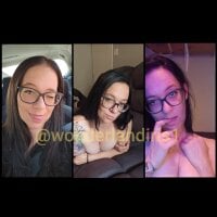 wonderlandiris's webcam live show