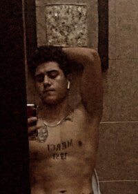 mexicanbhorny's Offline XXX Chat