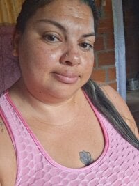 Model chubby_sexy_big_tits