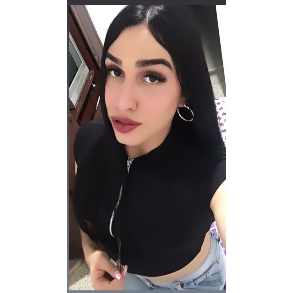 Live sex webcam photo for valerie___hatman #290172647