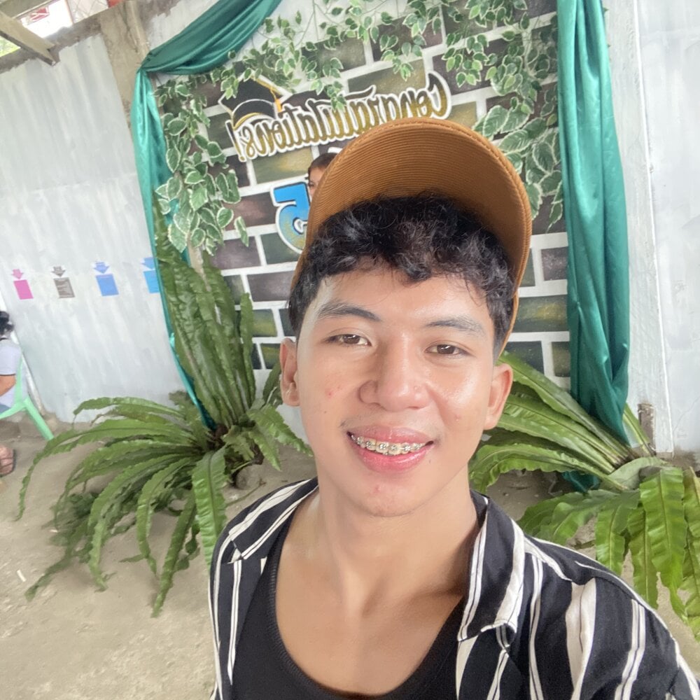 kharljohn from stripchat