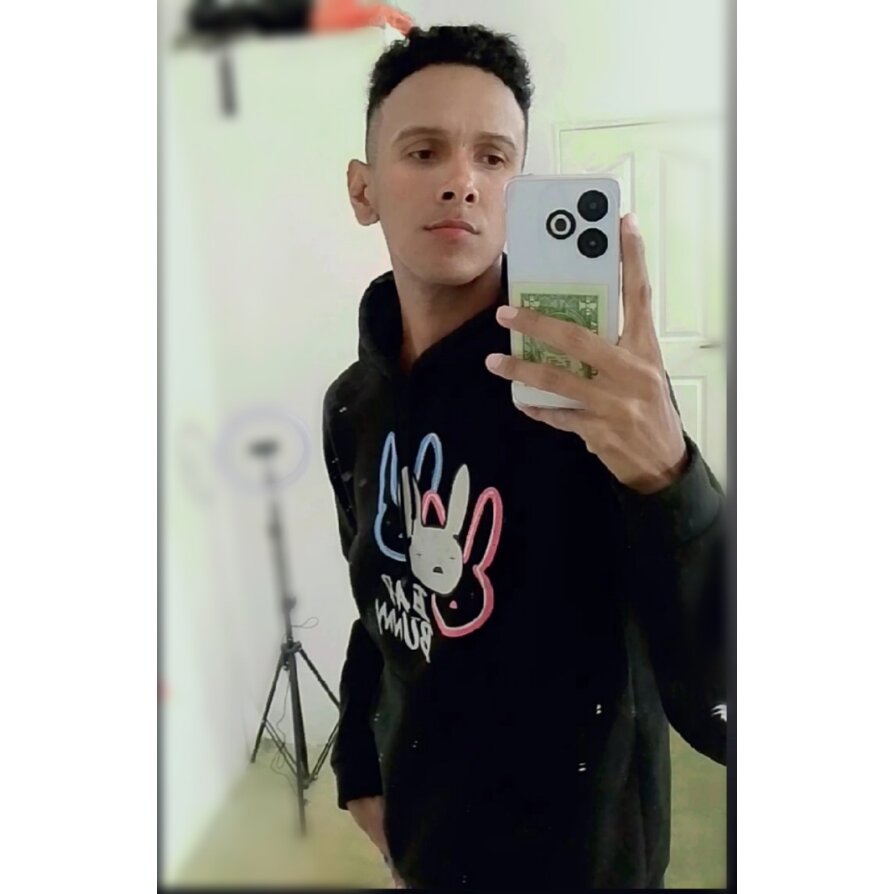 Live sex webcam photo for BoysLs #288623880