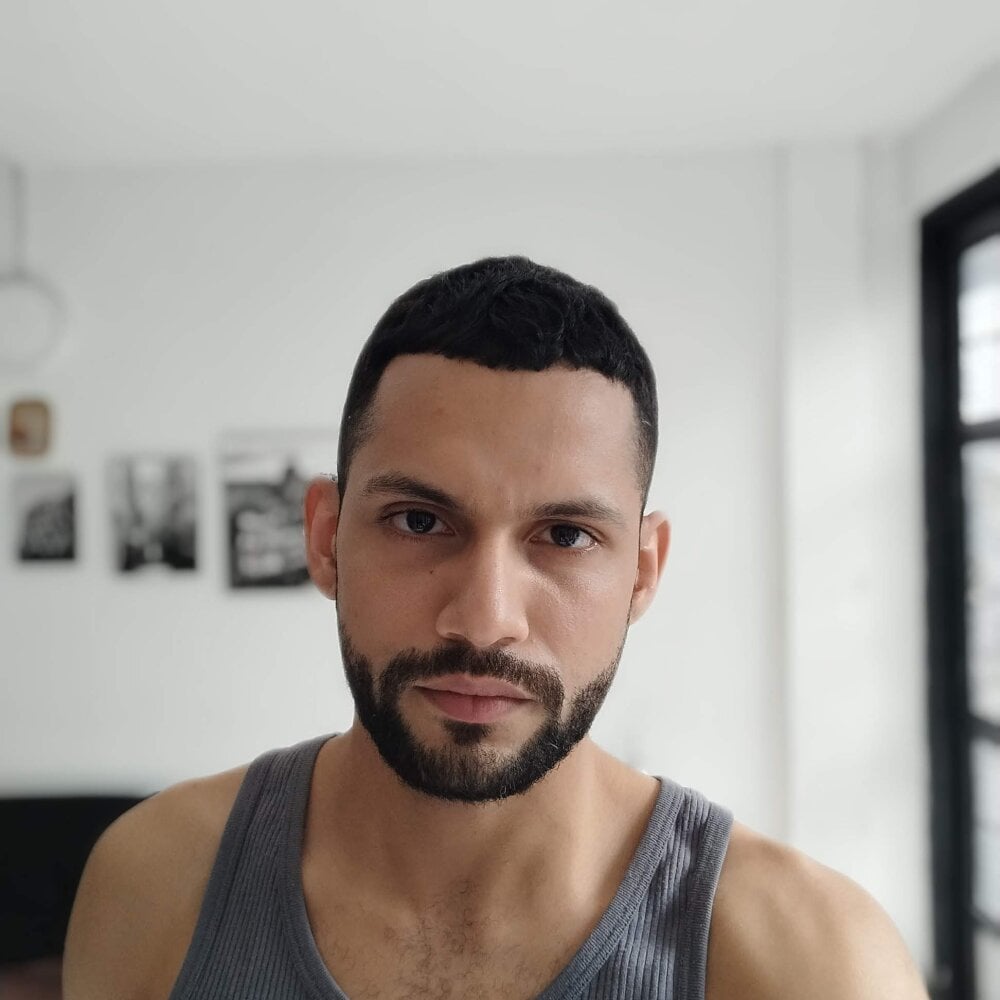 show-via-webcam-de-sexyguytwinkxx-cambaddies