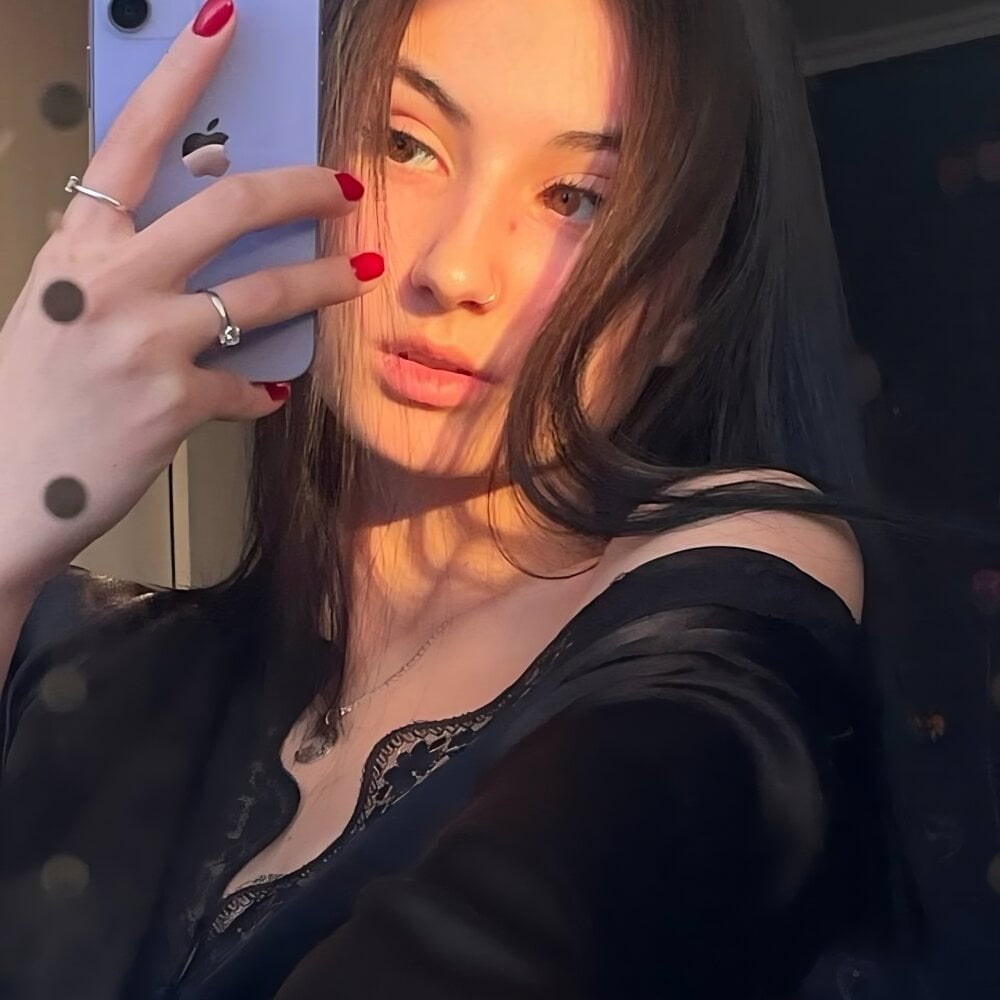 LeilaCharlie 📀 live naked stream