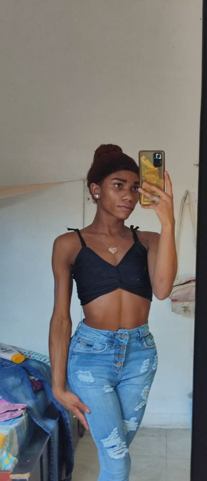 Elizabetth_Lioness
