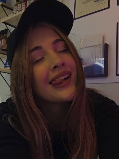 willahessel from stripchat