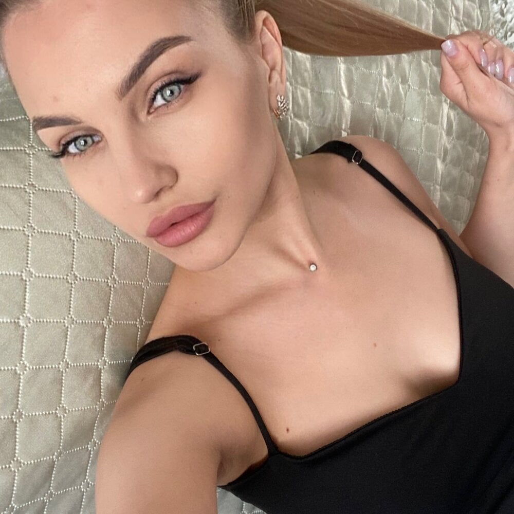 AngelePatels Sex Photo Gallery with Nude Pics | Stripchat