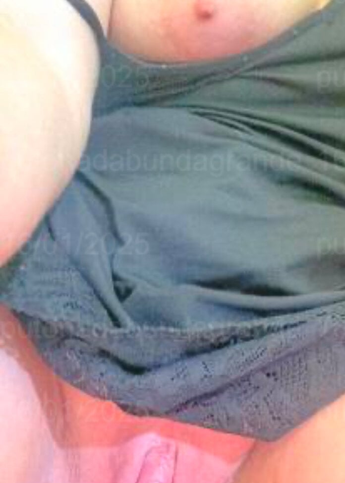 Anjinhavagabunda live cam model at StripChat