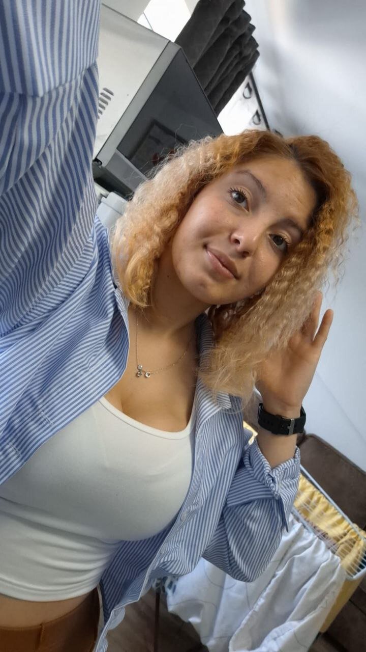 BustyBarbie19