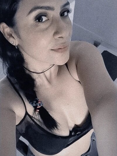 saraa_milleer_ from stripchat