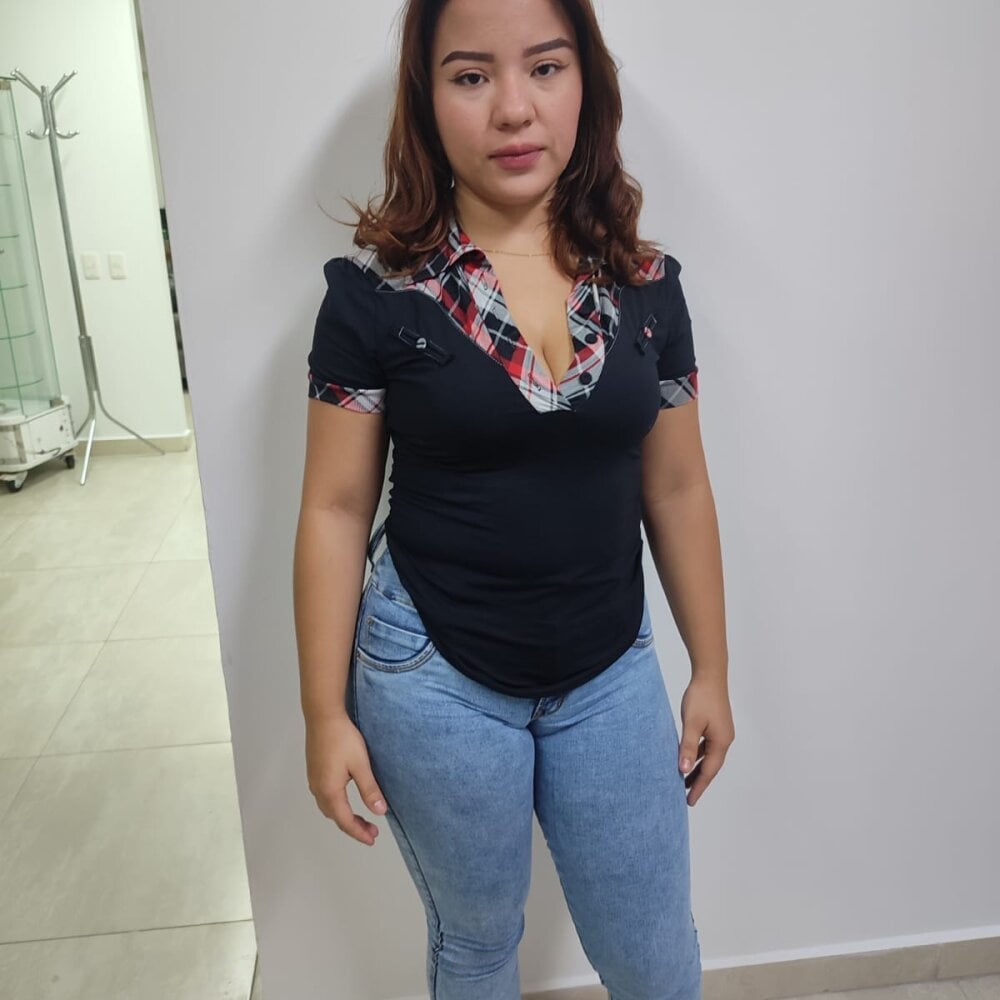 sexcityguide.com sabanna1 livesex profile in united-states-of-transylvania cams