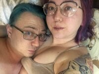 toxic-and-stuffy's Offline Chat Room