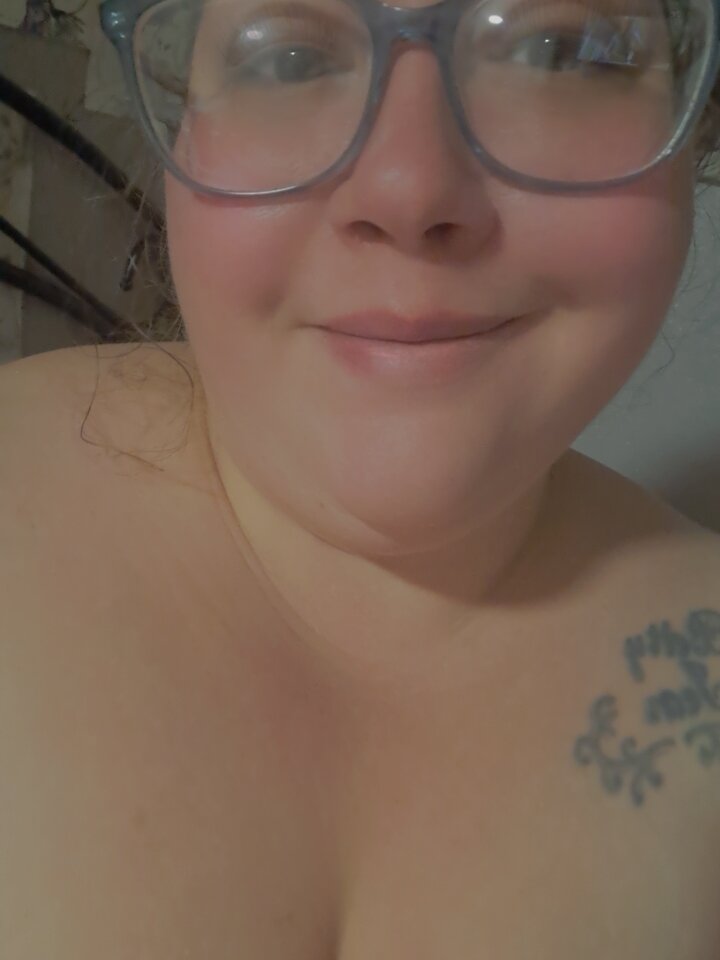 nikkifeet69 Chat XXX Ngoại tuyến