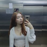 RedPragueQueen's webcam live show