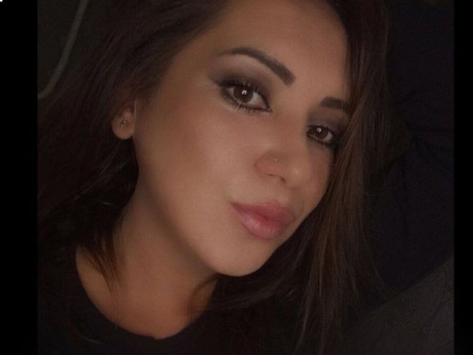 sexcam3d.net latinalovex livesex profile in in-your-bed-and-your-heart cams