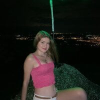 Evgenia_milky_'s Offline Chat Room