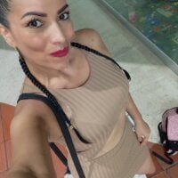 sensual_mature_x's Offline Chat Room