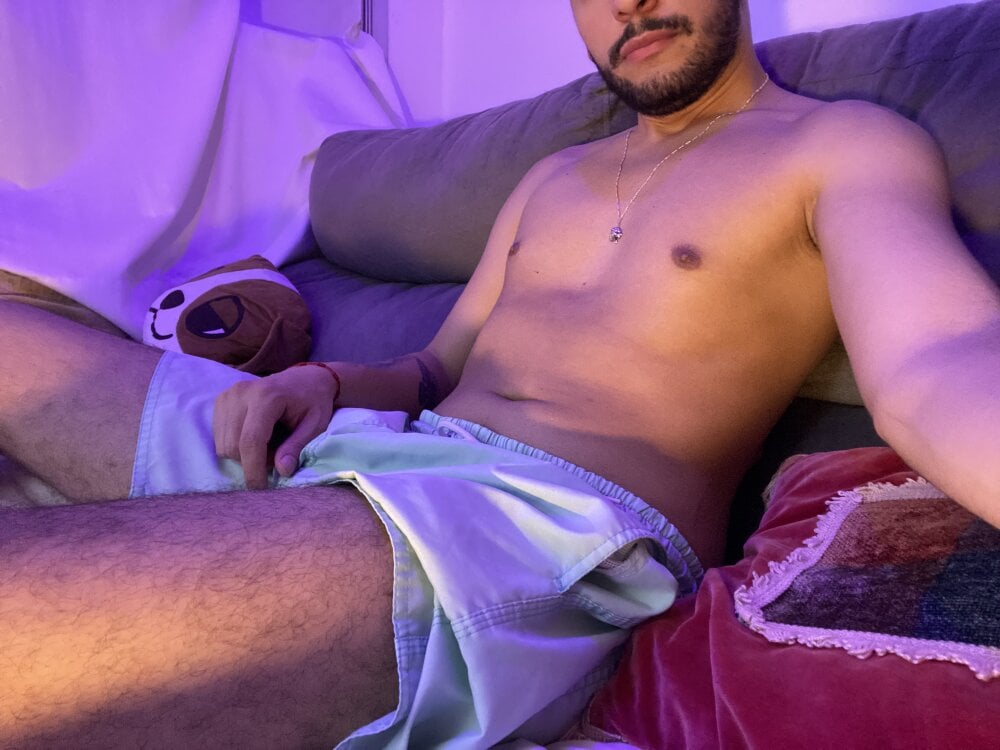saraiva_ from stripchat