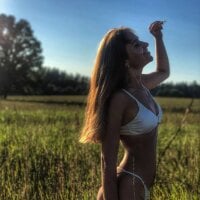 MelissaJamesf's Offline Chat Room